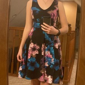 Jennifer Lopez brand. Soo pretty and formal looking.